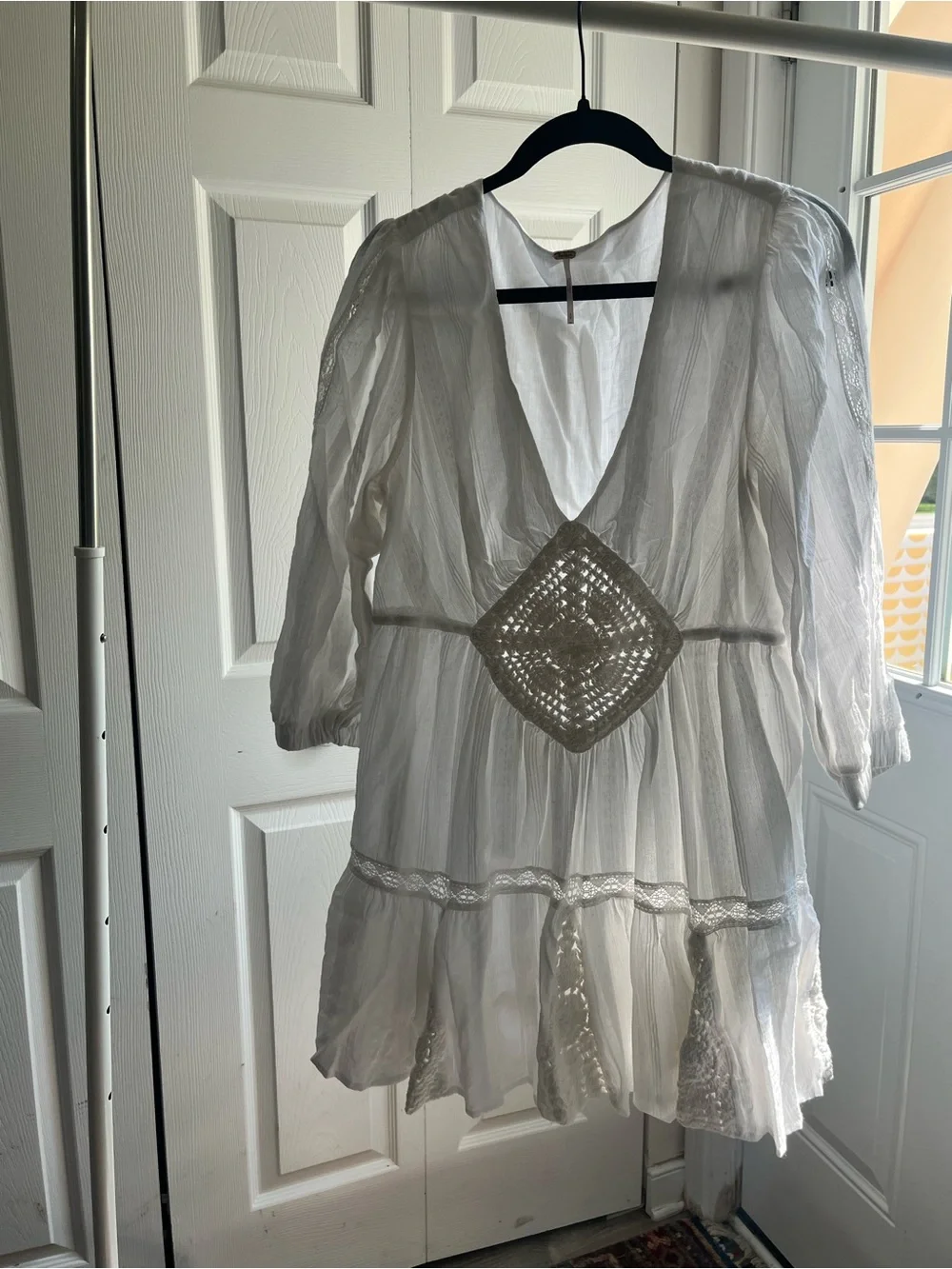 Free People White Dress V-Neck Boho Tunic with Crochet Medallion Cottagecore Y2K
